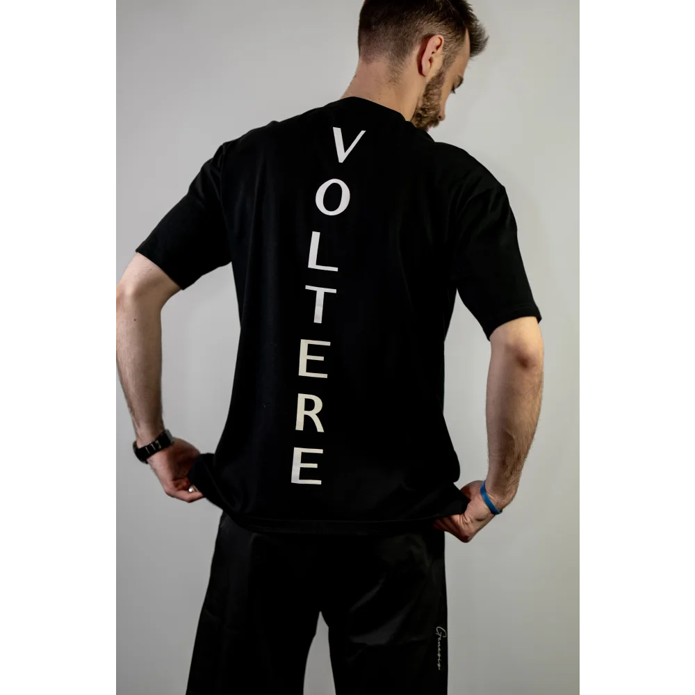 Strength and Honour - Cotton Tee - M - T-Shirt